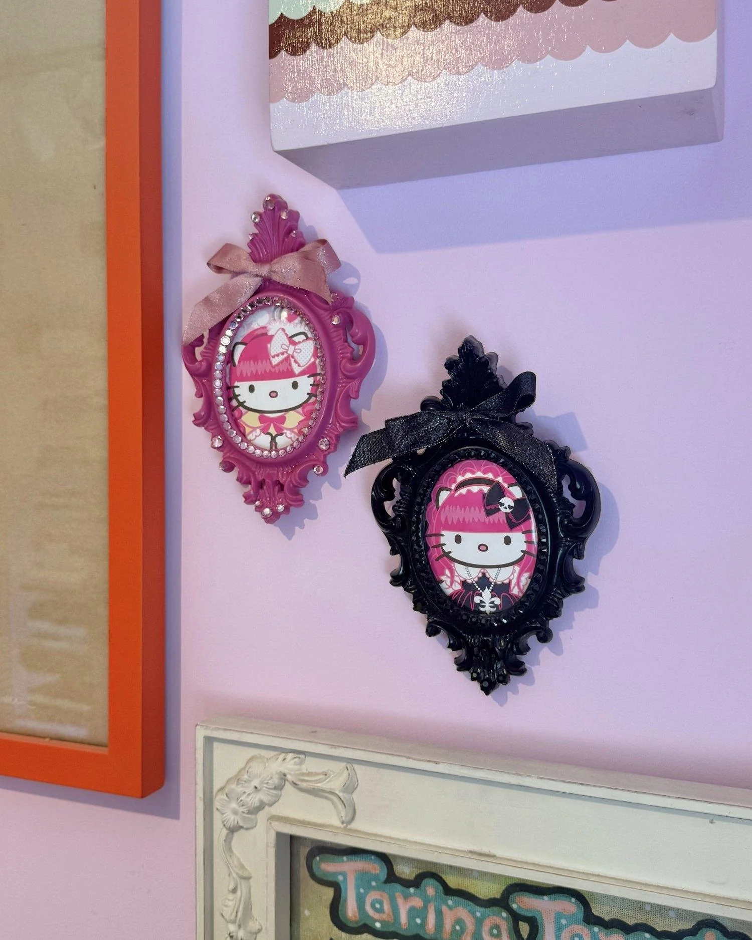 KITTY LOLITA WALL ART - Image 2