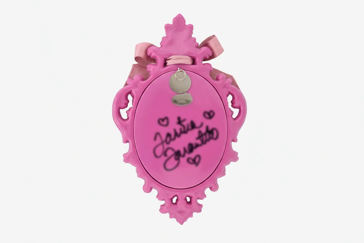 KITTY LOLITA WALL ART - Image 5