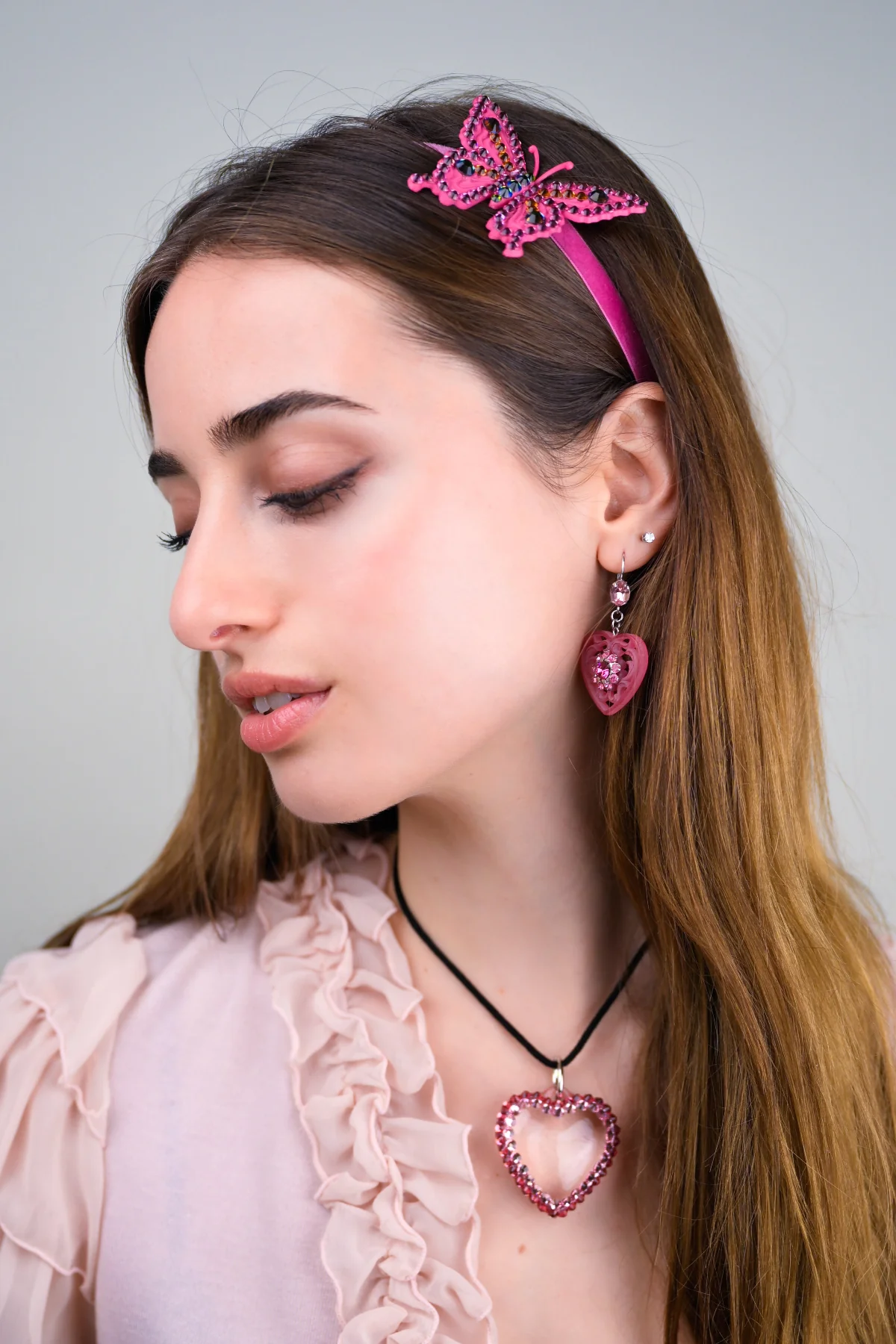 DOILY LACE HEART EARRINGS - Image 7