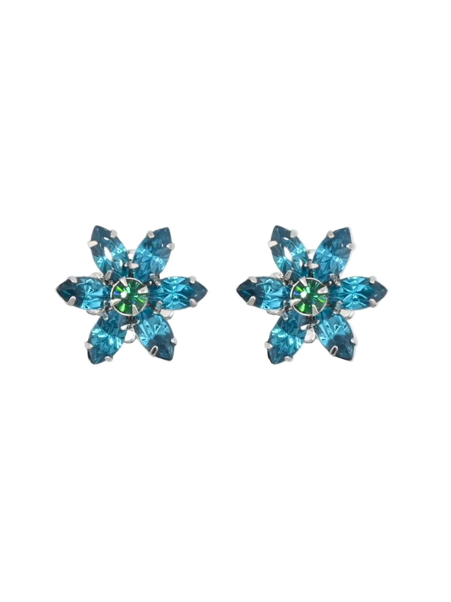 PETAL STUD EARRINGS - Image 3