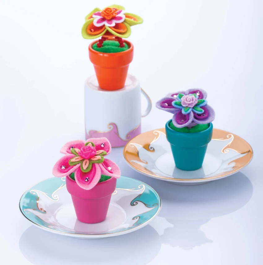 THE SPARKLE FACTORY BOOK - Image 4