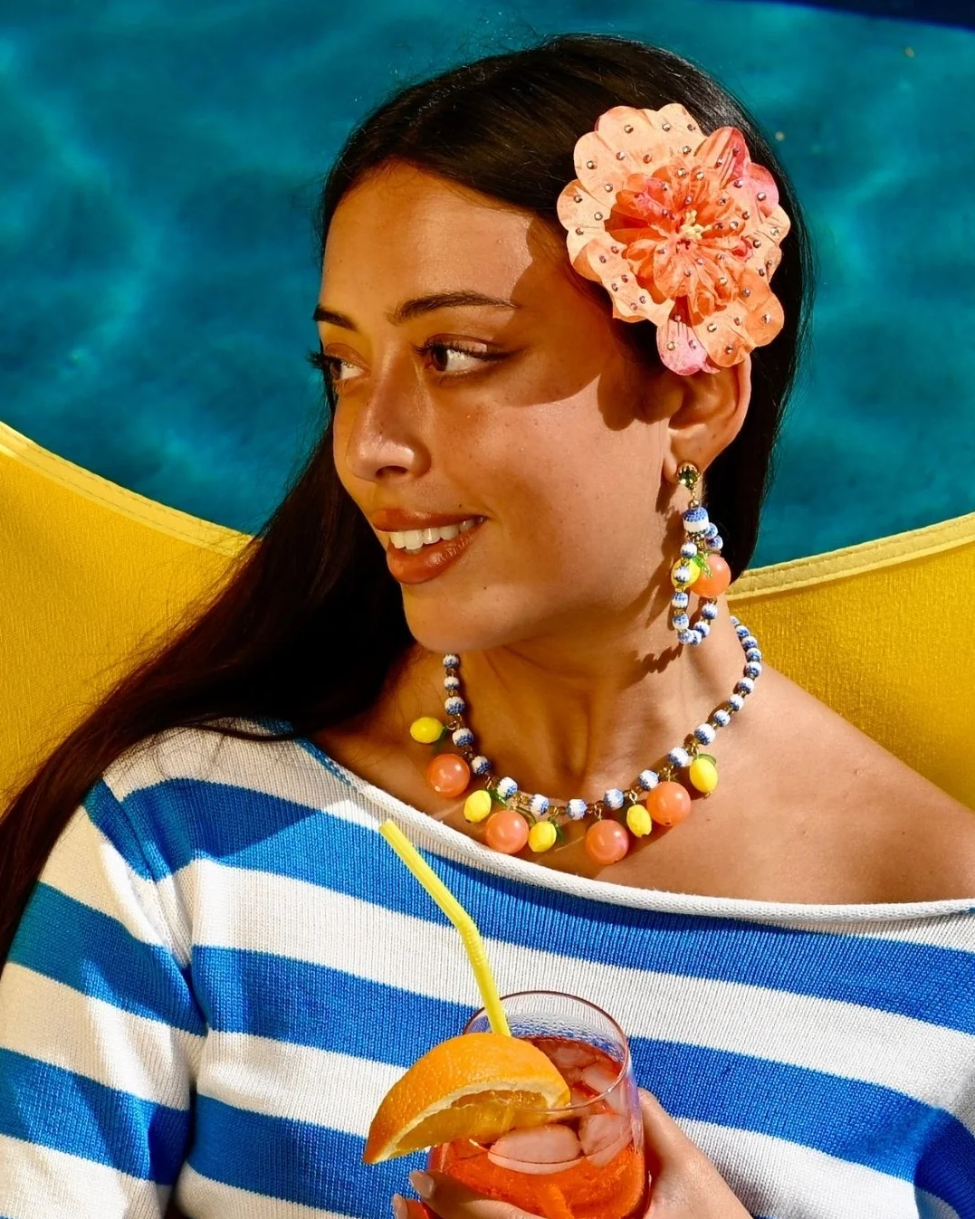 TROPICAL GARDEN CLIP - Image 3